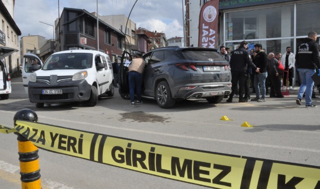 Trafik kazası sonrası kavga çıktı: 1 yaralı