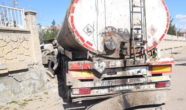 Viranşehir'de feci kaza! 1 ölü, 2 yaralı