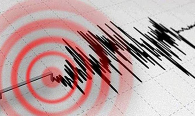 Yunanistan’da 5,6 ve 5,7 büyüklüğünde iki depremle sarsıldı