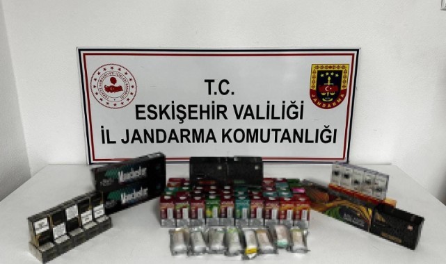35 bin TL değerinde kaçak sigara ele geçirdi