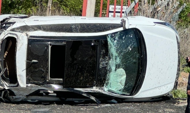 Ankara’da otomobil takla attı: 2 yaralı