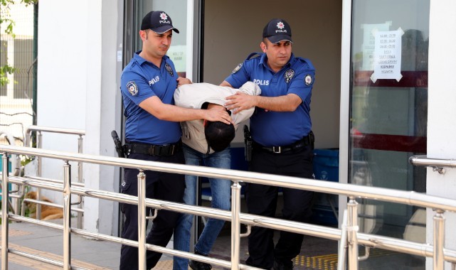  Arkadaşının otomobilini aldı, motosikletliyi öldürdü