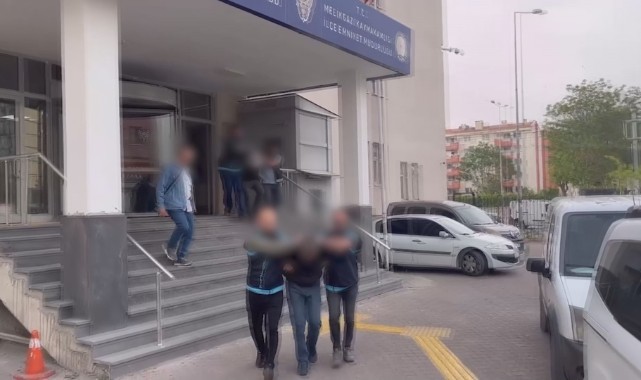 Bağ evlerinden hırsızlık yapan 4 kişi yakalandı