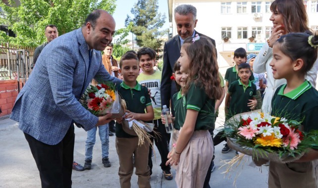 Başkan Nihat Çiftçi Tüm Çocukların 23 Nisan Bayramını kutladı
