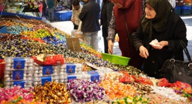 Bayramın vazgeçilmezi tezgahlardaki yerini aldı