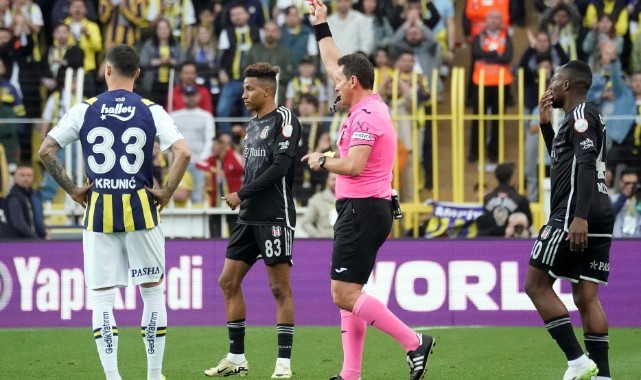 Beşiktaş, Kadıköy’de 7 kırmızı kart gördü