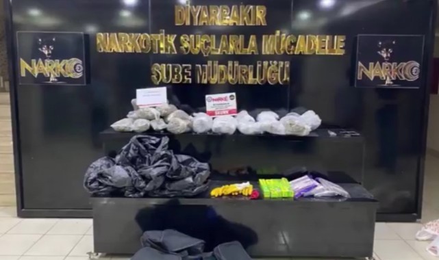 Diyarbakır’da uyuşturucu tacirlerine operasyon: 17 tutuklama