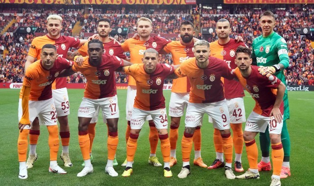 Galatasaray'da 2 değişiklik