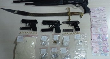 Gaziantep'te 7 kilo esrar ele geçirildi: 3 gözaltı