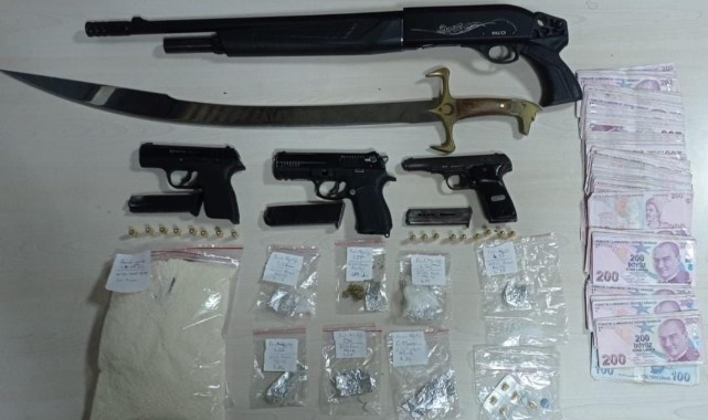 Gaziantep'te 7 kilo esrar ele geçirildi: 3 gözaltı