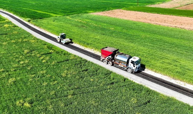 Harran kırsalında asfalt çalışmaları sürüyor