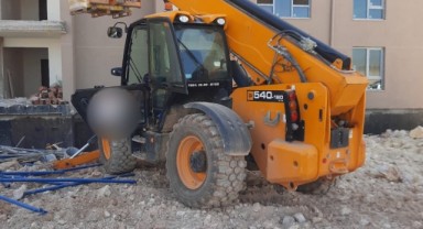 İş makinesinin çarptığı işçi hayatını kaybetti