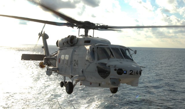 Japonya’da 2 askeri helikopter düştü: 1 ölü, 7 kayıp