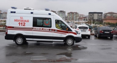 Kız meselesi kanlı bitti: 1 yaralı