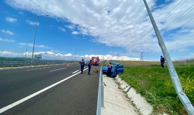 Kontrolden çıkan araç takla attı: 1 ölü, 1 yaralı