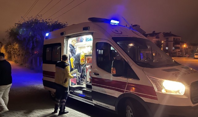 Küçük gençler arasında bıçaklı kavga: 2 yaralı