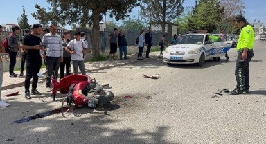 Motosiklet ile otomobil kafa kafaya çarpıştı: 1 yaralı