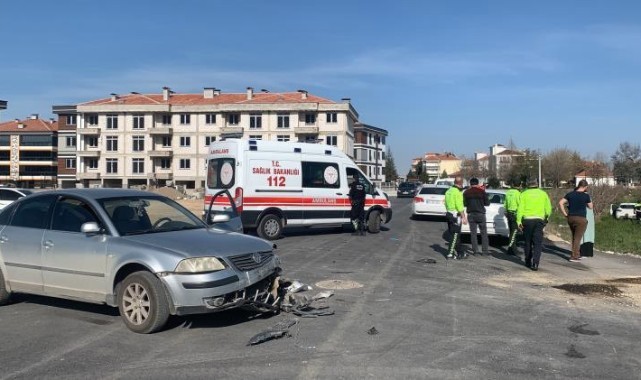 Otomobil elma bahçesine uçtu: 1 yaralı