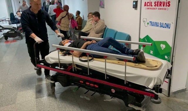 Otomobil şarampole devrildi: 2'si çocuk 4 yaralı