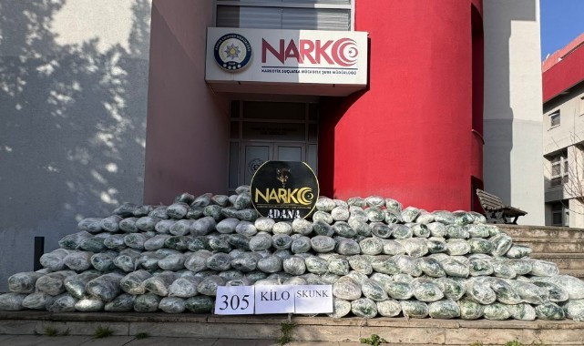 Saman balyalarının arasında 305 kilo uyuşturucu çıktı