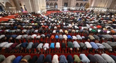 Şanlıurfa’da bayram namazı saat kaçta kılınacak?