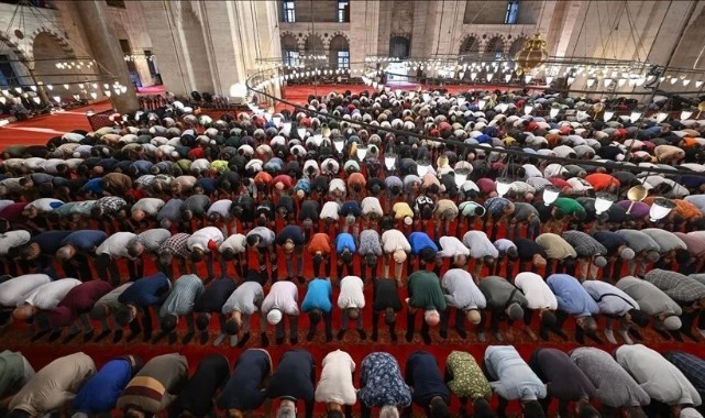 Şanlıurfa’da bayram namazı saat kaçta kılınacak?