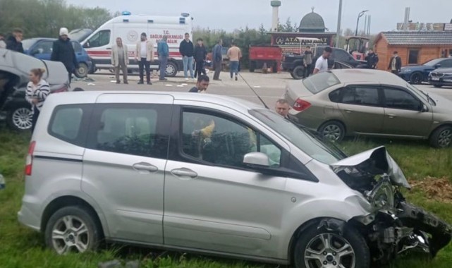 Sinop’ta zincirleme trafik kazası: 10 yaralı