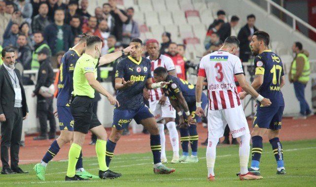 Sivasspor: 2 - Fenerbahçe: 2