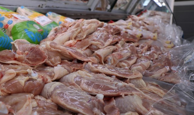 Tavuk eti üretimi aylık yüzde 0,7 azaldı