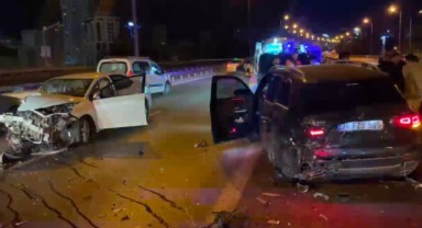 TEM Otoyolu'nda otomobil ile cip çarptı: 1'i ağır 2 yaralı