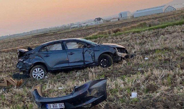 Yoldan çıkan otomobil takla attı: 2 si ağır, 5 yaralı