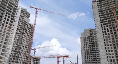 23'üncü kattan düşen inşaat işçisi öldü