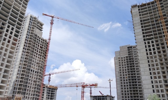 23'üncü kattan düşen inşaat işçisi öldü