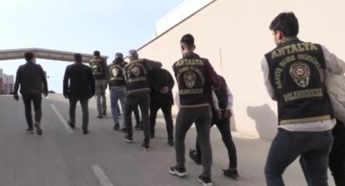 6 ilde 5,8 milyon liralık tütün dolandırıcılığı