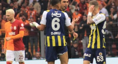 Alexander Djiku, derbide kırmızı kart gördü
