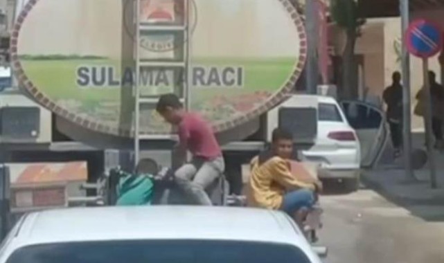 Çocukların tehlikeli yolculuğu yürekleri ağızlara getirdi