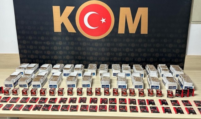Çok sayıda makaran ve cinsel içerikli ürün ele geçirildi