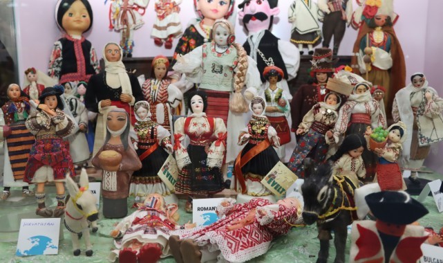Dünya bebekleri, Kültür Yolu Festivali çerçevesinde Şanlıurfa’da sergileniyor