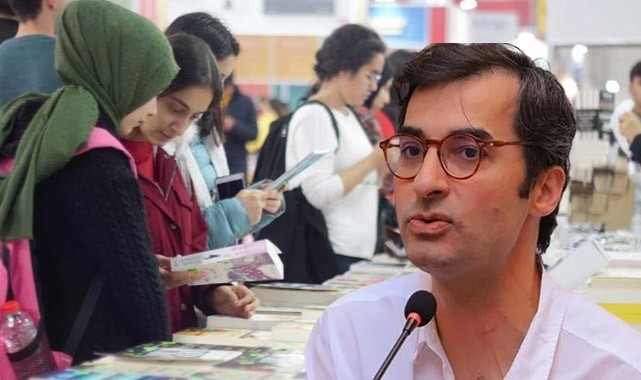 Fuarda Urfalı gazetecinin kitaplarına sansür!