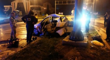 Gece saatlerinde feci kaza: 3 ölü, 5 yaralı