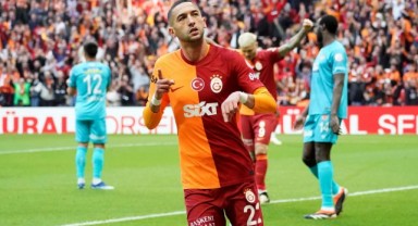 Hakim Ziyech ligdeki gol sayısını 6 yaptı