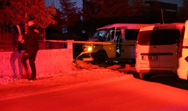 Kardeşlerin bulunduğu araç kurşunlandı: 1 ölü, 1 ağır yaralı