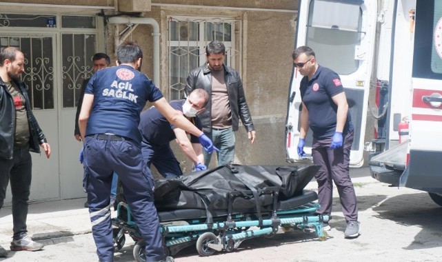 Koca dehşeti! Eşini silahla öldürdü