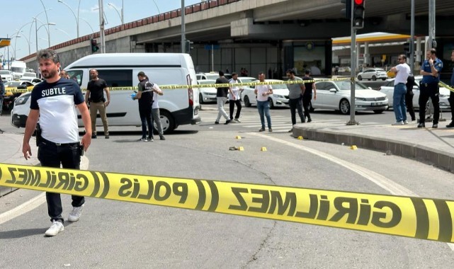 Komşu ilde bir avukat, tartıştığı eski eşinin yakınını silahla yaraladı