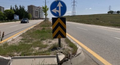 Kontrolden çıkan otomobil takla attı: 1 ölü, 1 yaralı