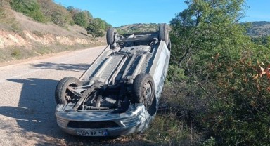 Kontrolden çıkan otomobil takla attı: 3 yaralı