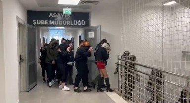 Masaj salonlarına fuhuş operasyonu: 33 kişi yakalandı