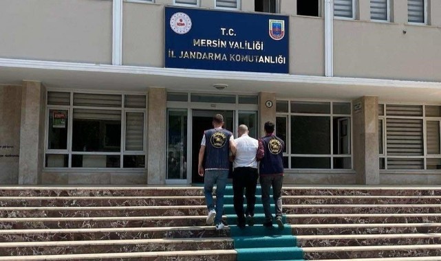 Mersin'de 6 yıldır aranan 2 şahıs yakalanarak tutuklandı
