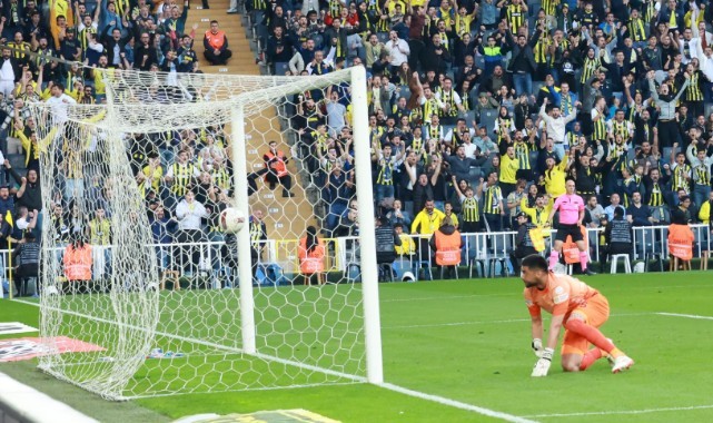 Michy Batshuayi, bu sezon 24. golüne ulaştı