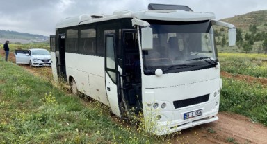 Midibüs ile uyuşturucu sevkiyatı yapan şüpheliler yakalandı